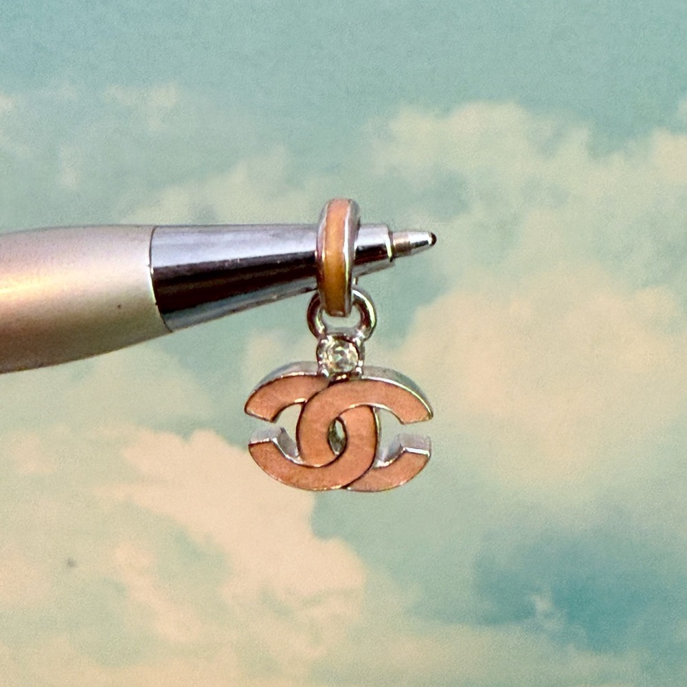 Chanel CC logo Silver light pink Pendant